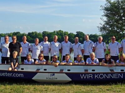 Drachenbootteam Zuarin am Faulen See in Schwerin mit neuem Smallboot